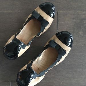 Salvatore Ferragamo My Paris Flats US7.5